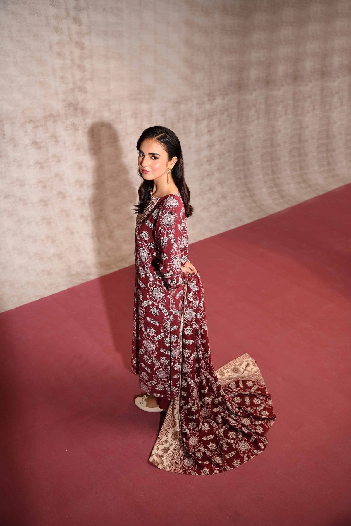 Nishat Winter Unstiched Khaddar 3 Piece - Printed Suit - 42303187-R