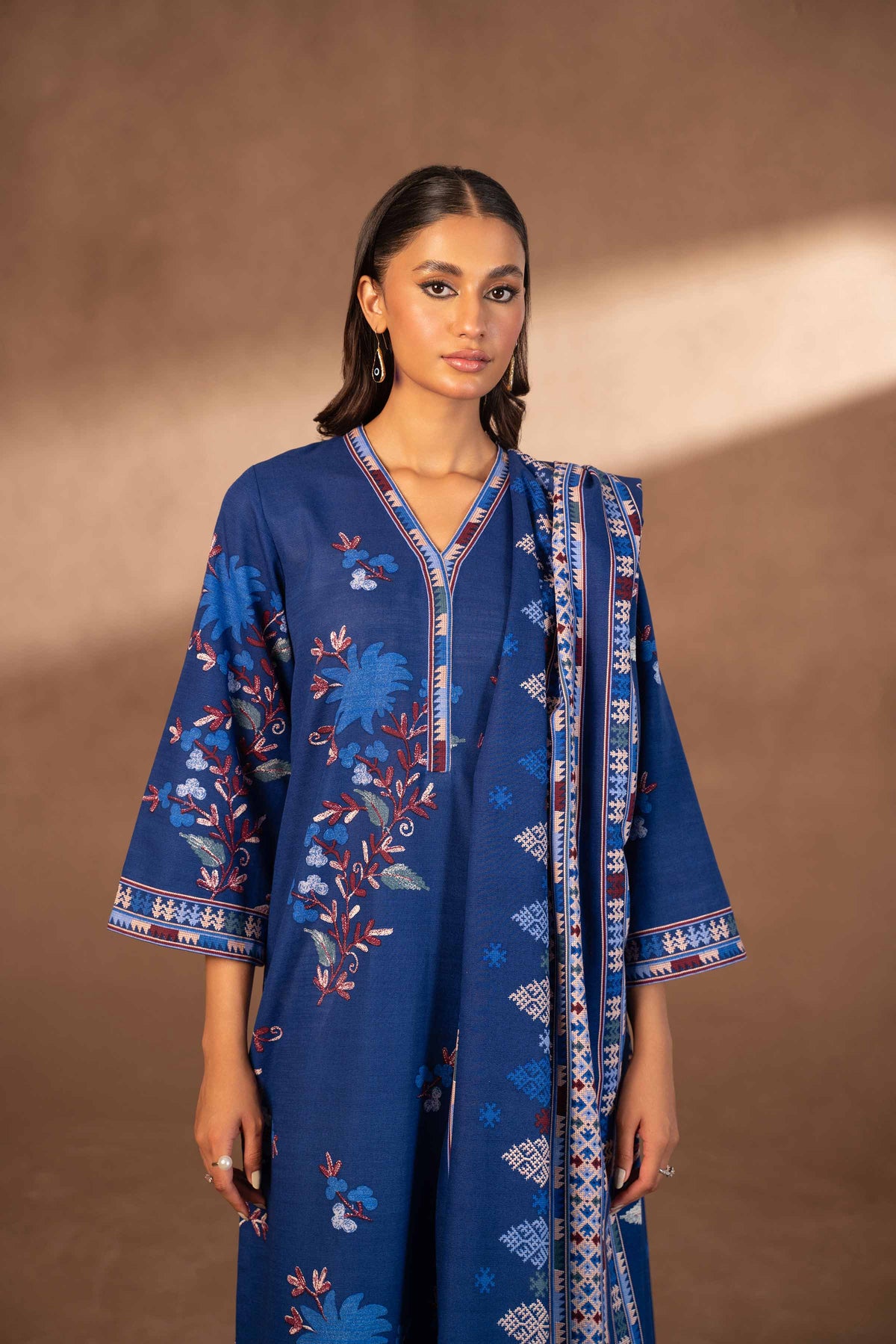 Nishat Winter Printed Khaddar Unstitched 3Pc Suit - 42306489-R